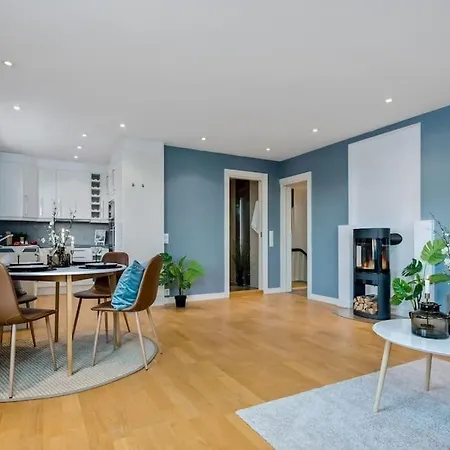 Apartment Moderne Og Sentral Leilighet Med Terrasse! *